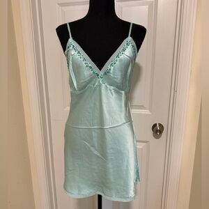 NWT Gold Hawk Embellished Chemise in Light Blue with Turquoise beads size Large